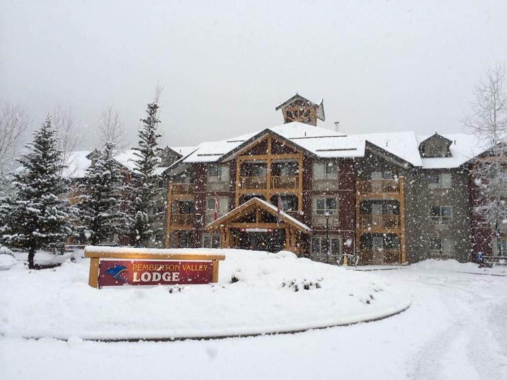 Pemberton Valley Lodge Exterior foto