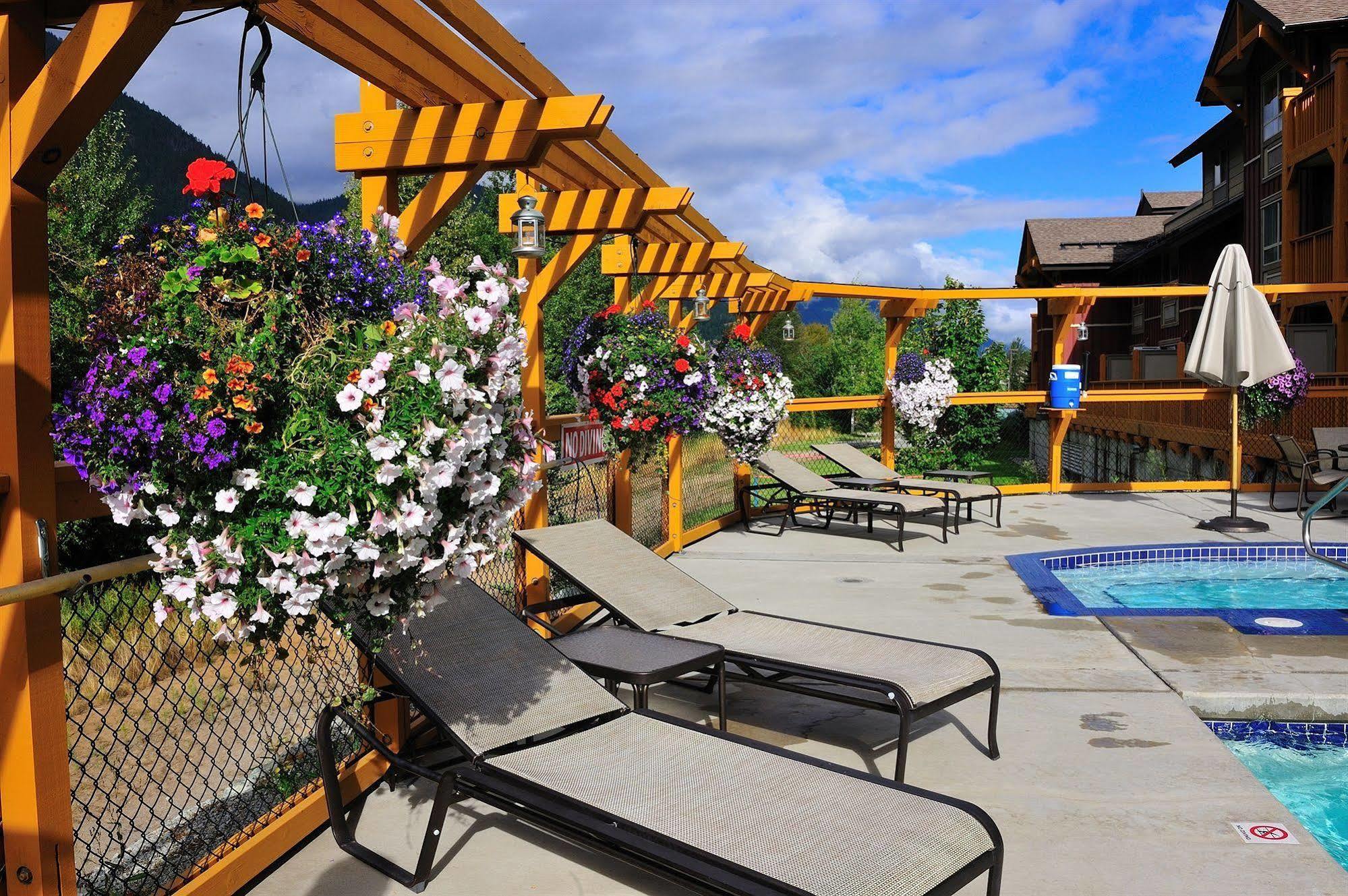 Pemberton Valley Lodge Exterior foto