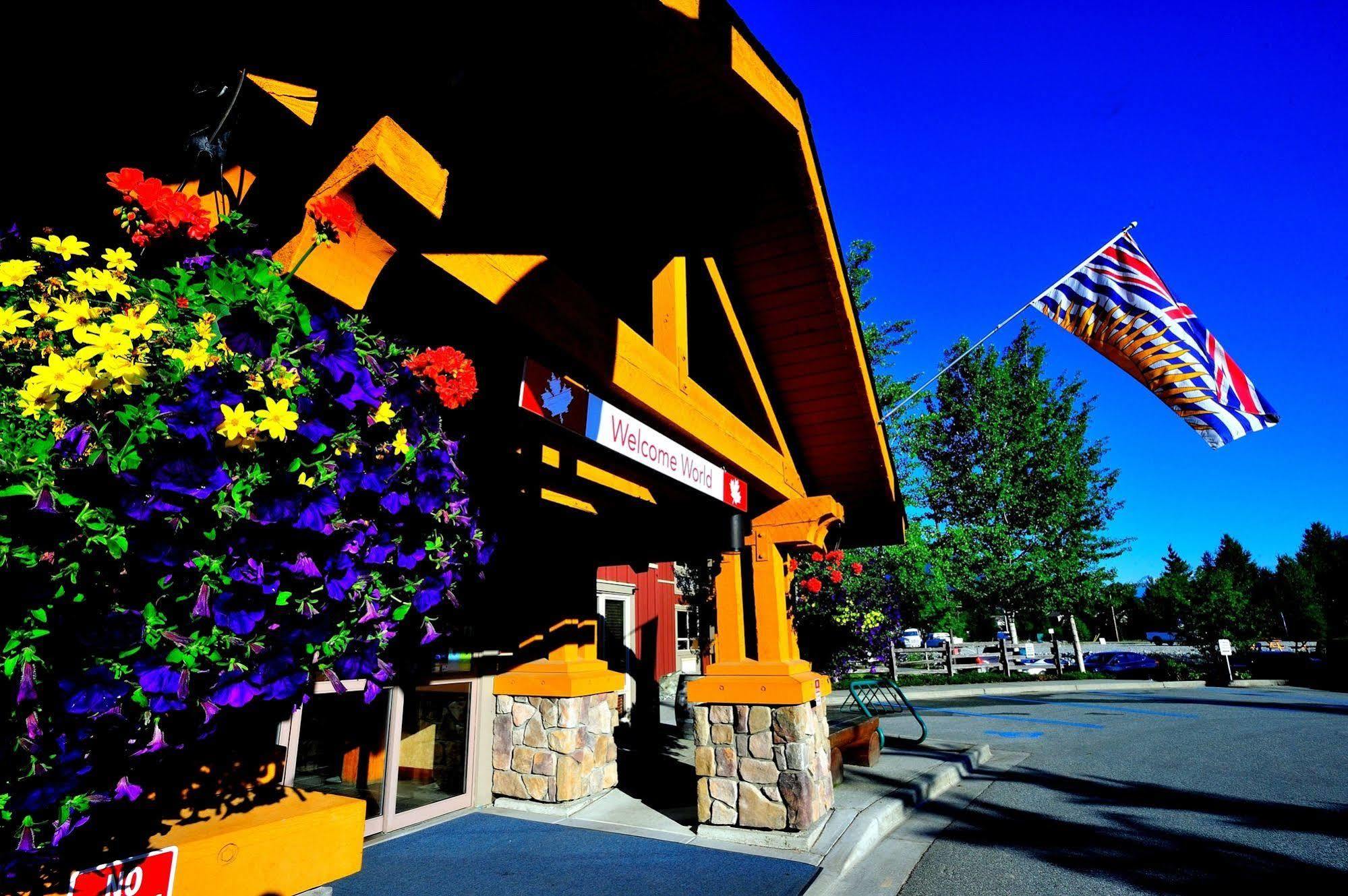 Pemberton Valley Lodge Exterior foto